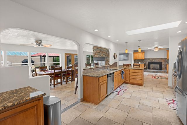 4705 Oahu Drive NE, Albuquerque, NM 87111