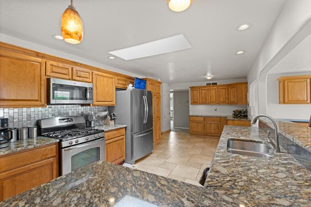 4705 Oahu Drive NE, Albuquerque, NM 87111