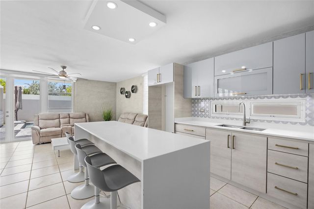 P-25 DELFIN STREET, Dorado, PR 00646