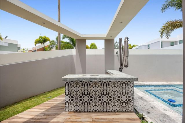 P-25 DELFIN STREET, Dorado, PR 00646