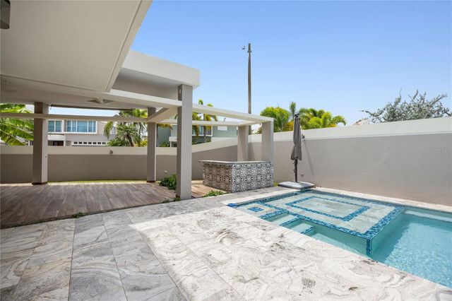 P-25 DELFIN STREET, Dorado, PR 00646