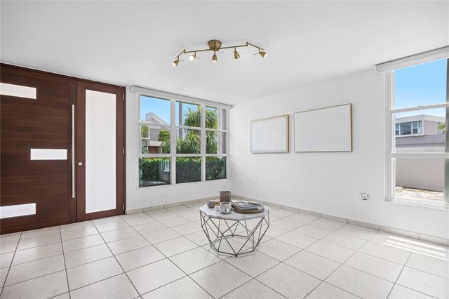 P-25 DELFIN STREET, Dorado, PR 00646