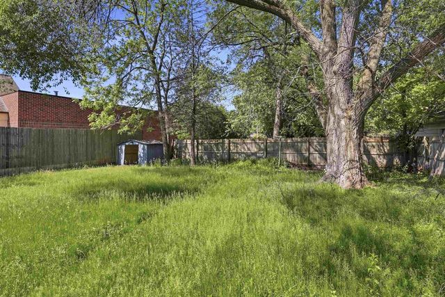 1831 S ONEIDA STREET, Appleton, WI 54915