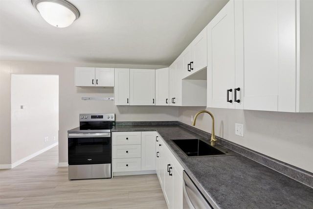 1831 S ONEIDA STREET, Appleton, WI 54915