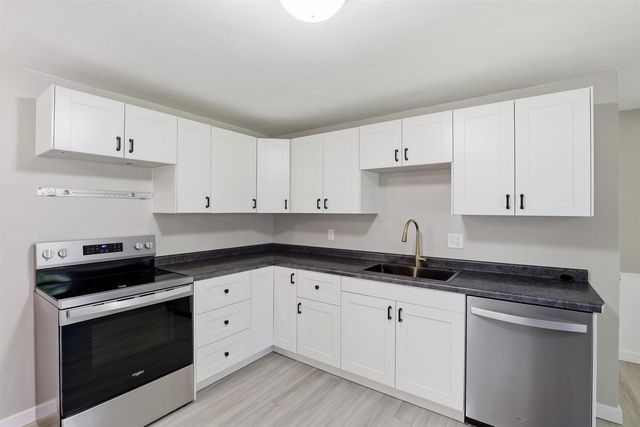 1831 S ONEIDA STREET, Appleton, WI 54915