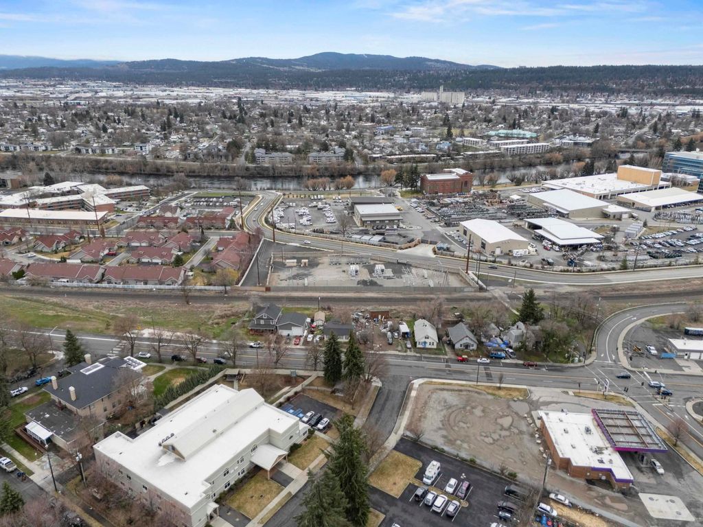 1540 E Illinois Ave, Spokane, WA 99207 photo 7