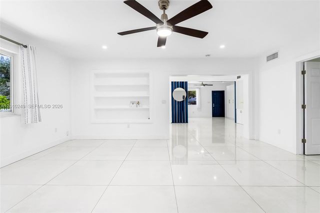 7800 SW 57th Court, South Miami, FL 33143