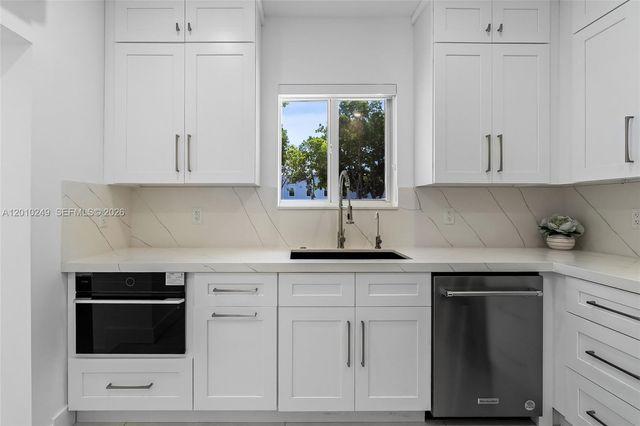 7800 SW 57th Court, South Miami, FL 33143