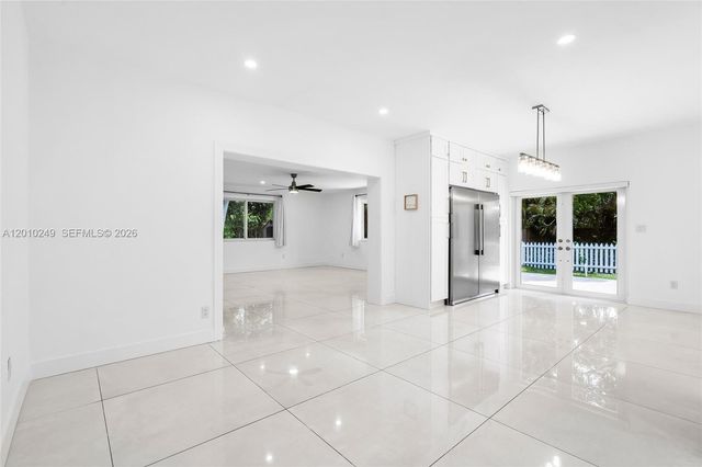 7800 SW 57th Court, South Miami, FL 33143