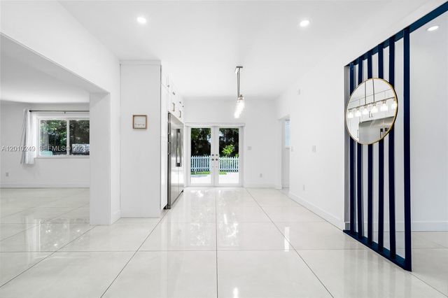 7800 SW 57th Court, South Miami, FL 33143