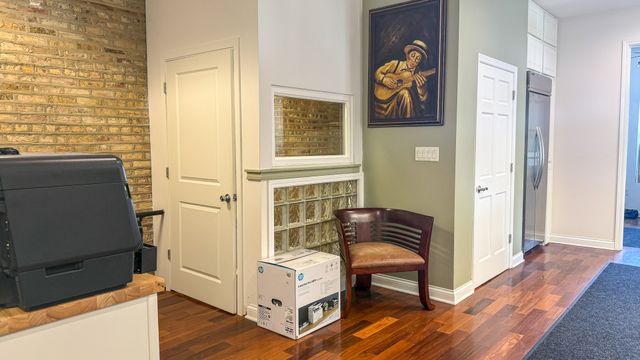 3801 W North Avenue, Chicago, IL 60647