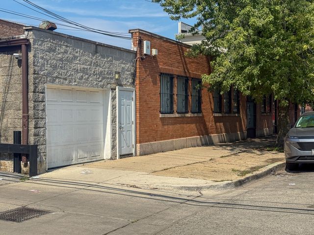 3801 W North Avenue, Chicago, IL 60647