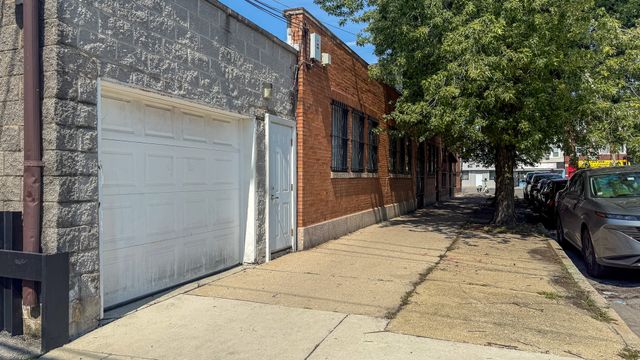 3801 W North Avenue, Chicago, IL 60647