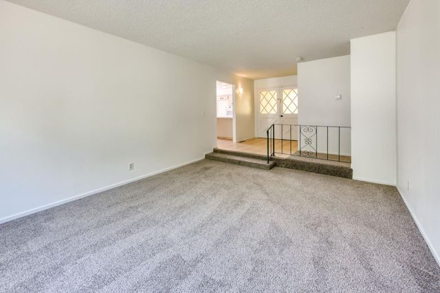 4839 E Santa Ana Avenue, Fresno, CA 93726