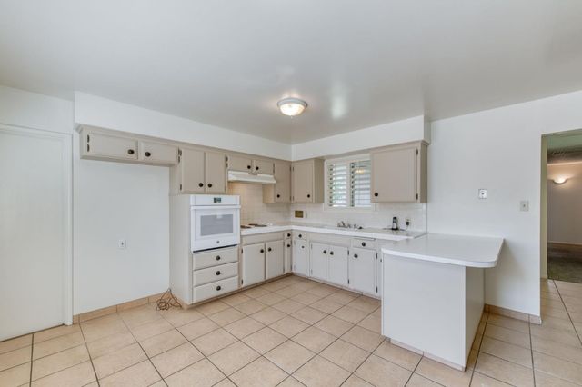 4839 E Santa Ana Avenue, Fresno, CA 93726