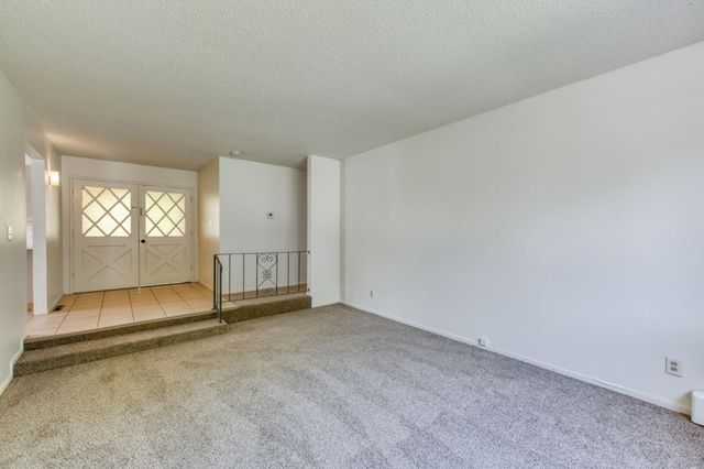 4839 E Santa Ana Avenue, Fresno, CA 93726
