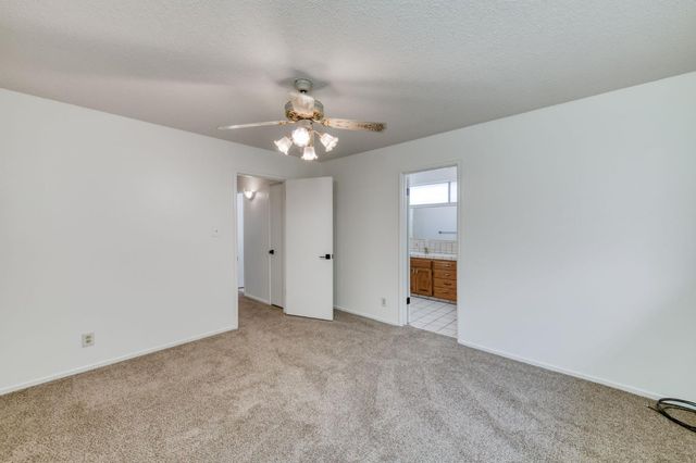 4839 E Santa Ana Avenue, Fresno, CA 93726