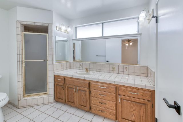 4839 E Santa Ana Avenue, Fresno, CA 93726
