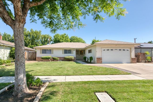 4839 E Santa Ana Avenue, Fresno, CA 93726