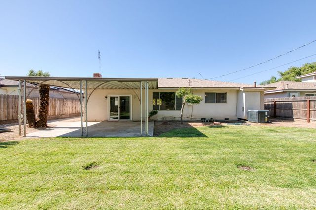 4839 E Santa Ana Avenue, Fresno, CA 93726