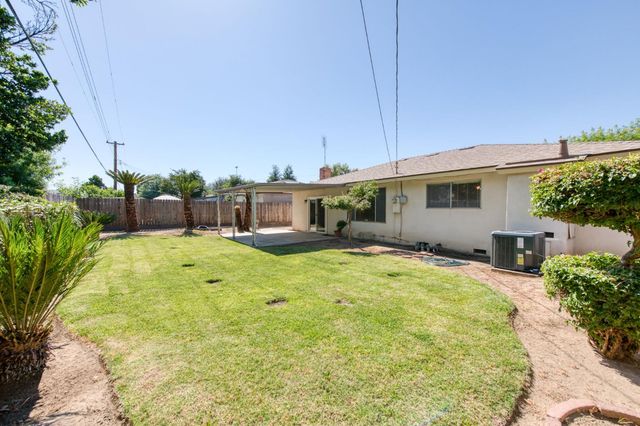 4839 E Santa Ana Avenue, Fresno, CA 93726