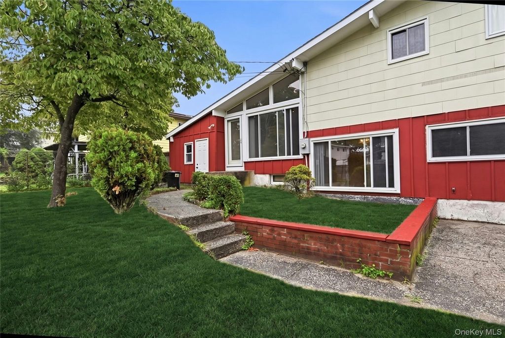 160 Hawkins Road, Centereach, NY 11720 — photo 3