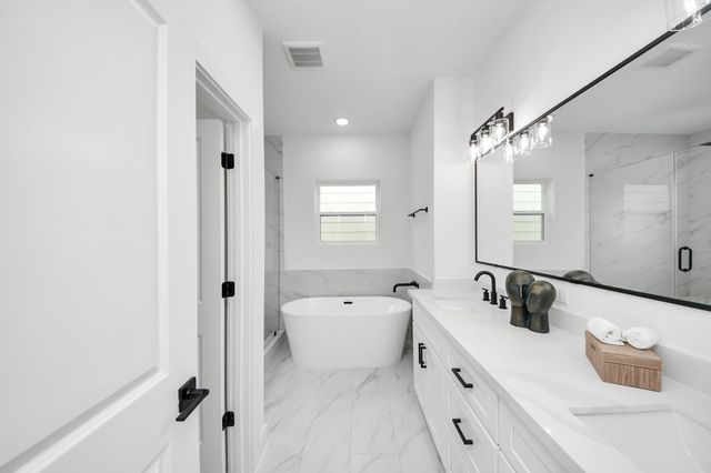 1216 English Street, Houston, TX 77009