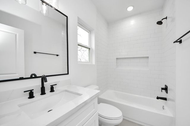 1216 English Street, Houston, TX 77009