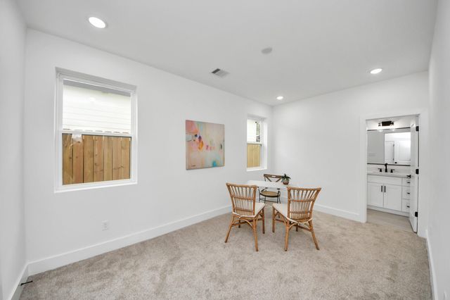 1216 English Street, Houston, TX 77009