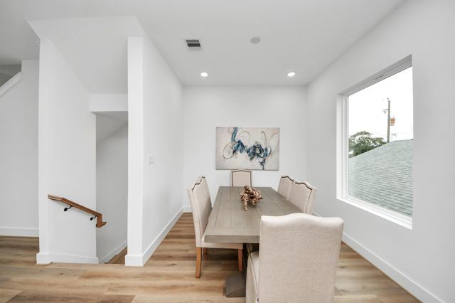 1216 English Street, Houston, TX 77009
