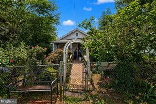 163 MANSFIELD ST, Fredericksburg, VA 22408