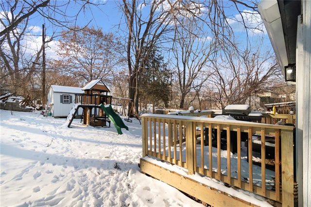 8711 E Smart Avenue, Independence, MO 64053