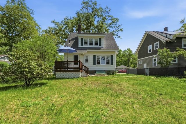 127 Glendale St, Worcester, MA 01602