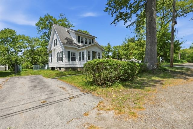127 Glendale St, Worcester, MA 01602