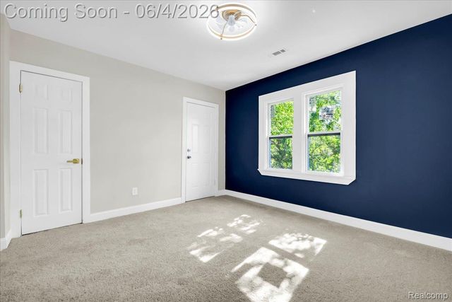 17201 Northlawn Street, Detroit, MI 48221