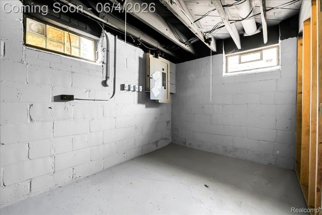 17201 Northlawn Street, Detroit, MI 48221