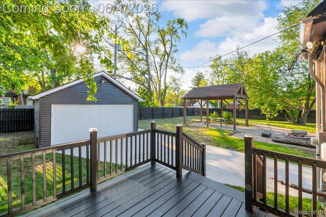 17201 Northlawn Street, Detroit, MI 48221