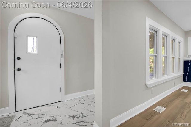 17201 Northlawn Street, Detroit, MI 48221