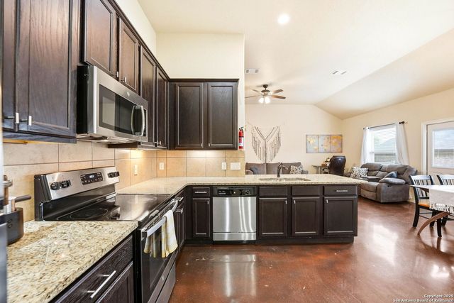 10115 Westover Bluff, San Antonio, TX 78251