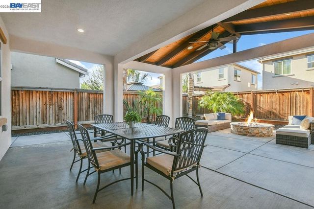 733 Jennifer St, Brentwood, CA 94513