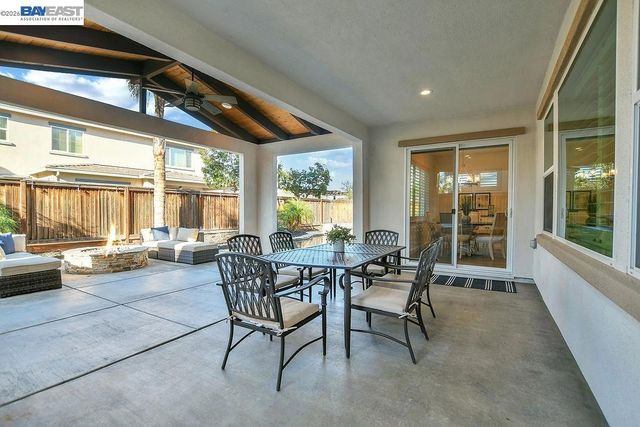 733 Jennifer St, Brentwood, CA 94513