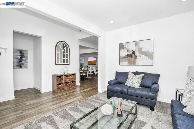 733 Jennifer St, Brentwood, CA 94513