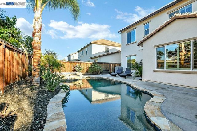 733 Jennifer St, Brentwood, CA 94513