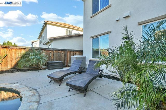 733 Jennifer St, Brentwood, CA 94513