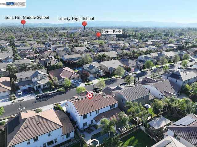 733 Jennifer St, Brentwood, CA 94513