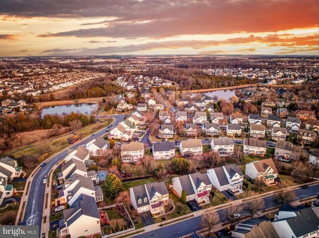 22876 ASHTON WOODS DR, Brambleton, VA 20148