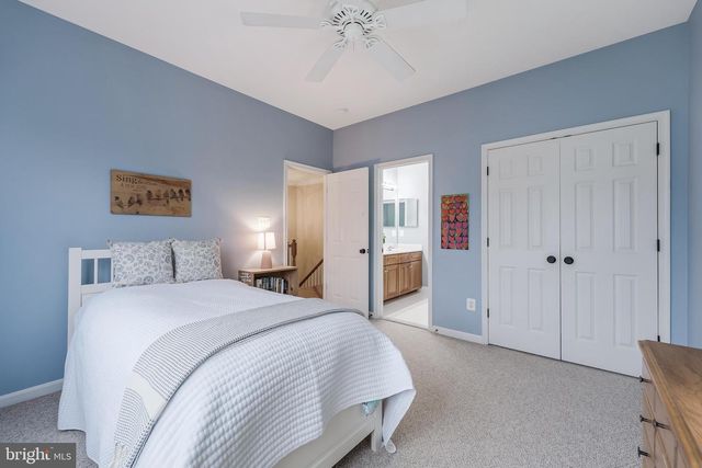 22876 ASHTON WOODS DR, Brambleton, VA 20148