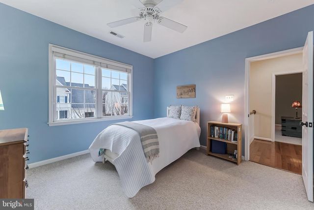 22876 ASHTON WOODS DR, Brambleton, VA 20148