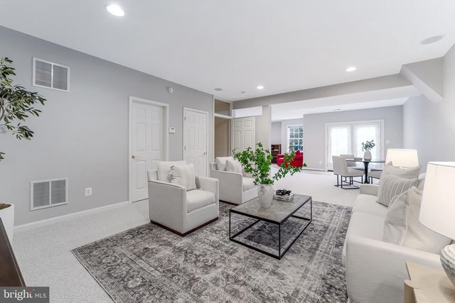 22876 ASHTON WOODS DR, Brambleton, VA 20148