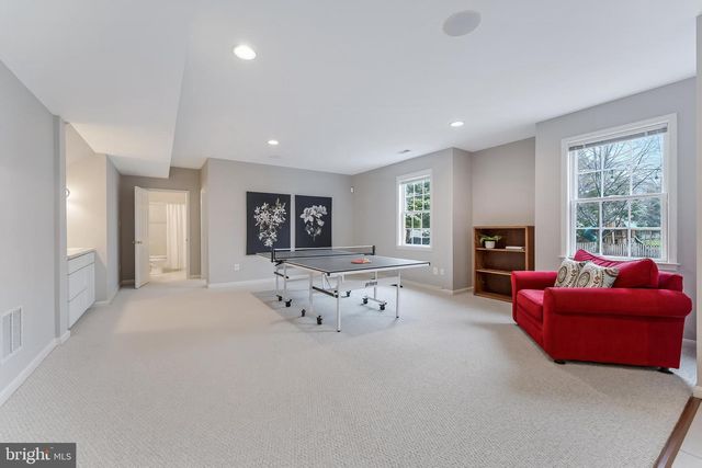 22876 ASHTON WOODS DR, Brambleton, VA 20148